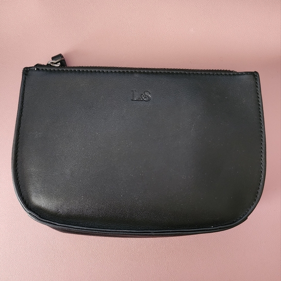 Lo&Sons Waverly 1 4in1 Convertible Bag - Picture 3 of 11